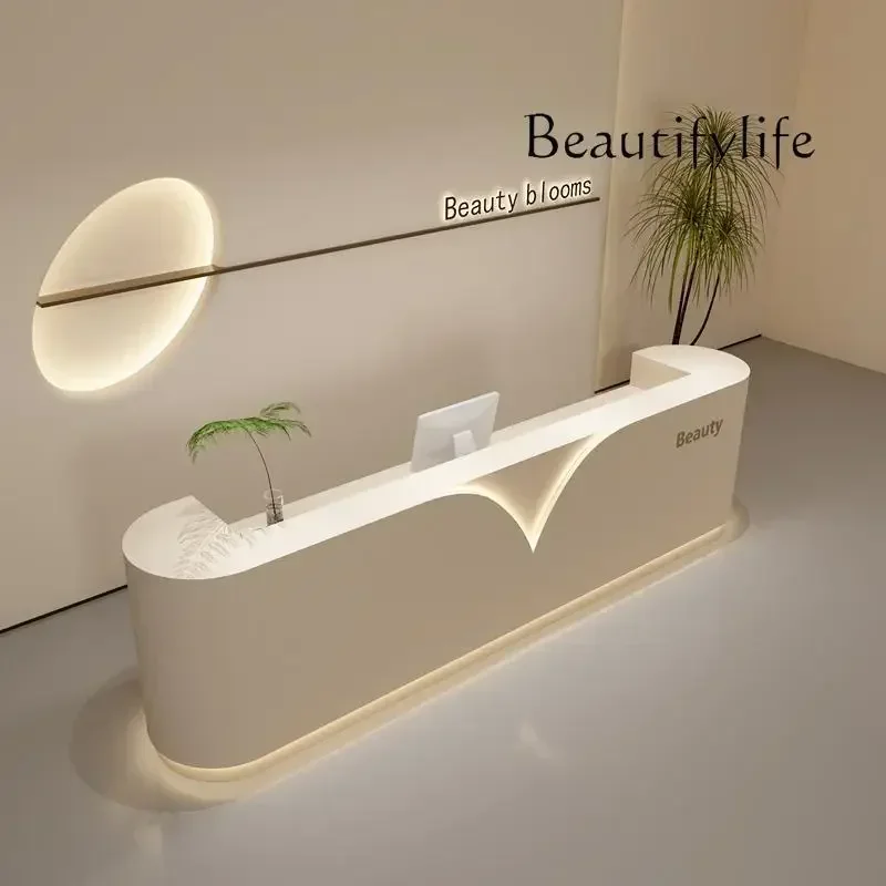 ร้านค้าใหม่ สไตล์สีโทนอุ่น ร้า - Luxury Skincare News บทวิจารณ์และราคา